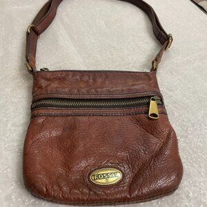 VTG WOMENS FOSSIL CROSSBODY BAG AUTHENTIC Brown Leather Gold Metal 8”x 8.25